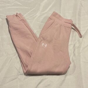 GUC Under Armour Kids Pink Joggers pink size medium